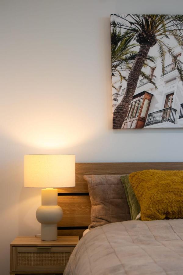 Unbelievable Level 59 Oceanview 2 Bed Apartment *